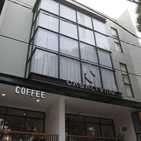Casa Living Senayan Hotel Jakarta Exterior foto