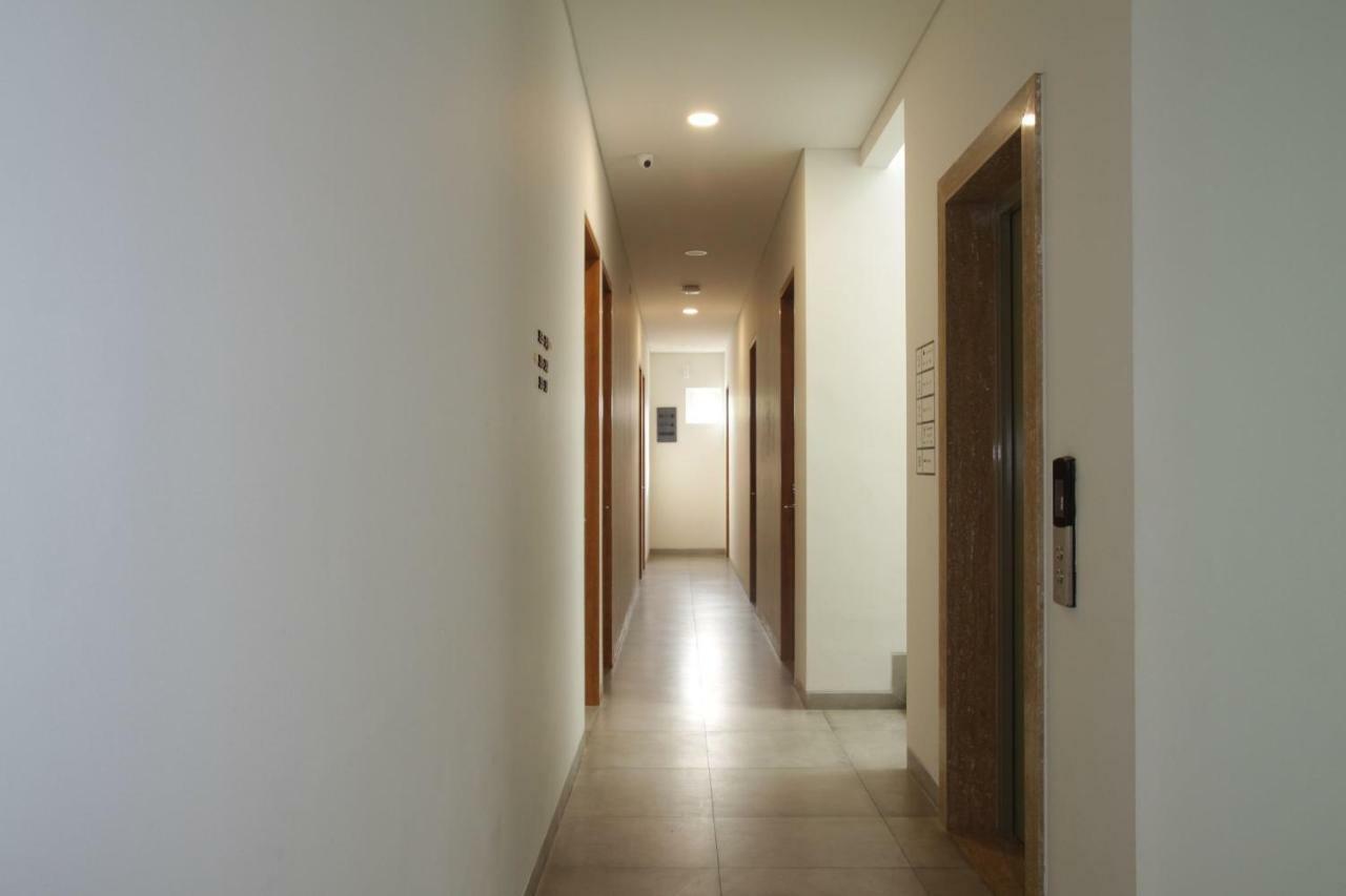 Casa Living Senayan Hotel Jakarta Exterior foto